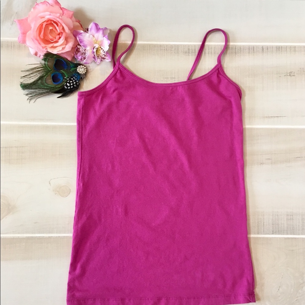 ⚡️💥Free With A Bundle! 💥⚡️ F21 fuchsia camisole